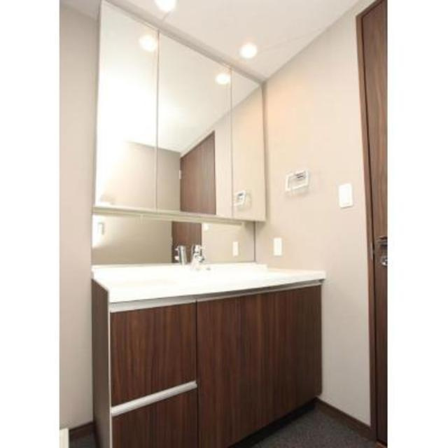 ベルファース芝浦タワーの洗面所|※写真は同タイプ住戸です。