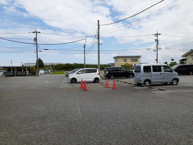 プラシードＢの駐車場|駐車場があります