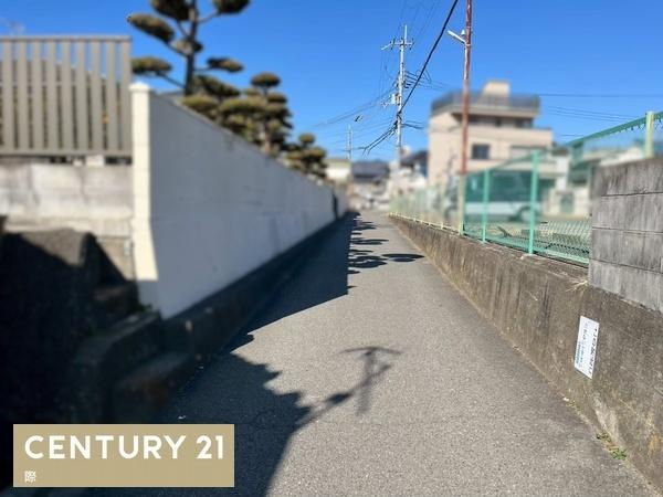 岩出市中迫　土地の前面道路含む現地写真