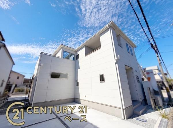 リーブルガーデン小泉町 １号棟 ／新築一戸建