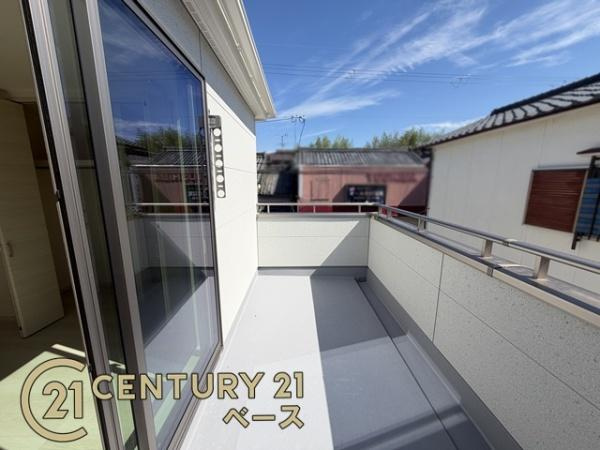 リーブルガーデン小泉町 １号棟 ／新築一戸建のバルコニー|■日当たりのよいバルコニー！洗濯物もよく乾きます！