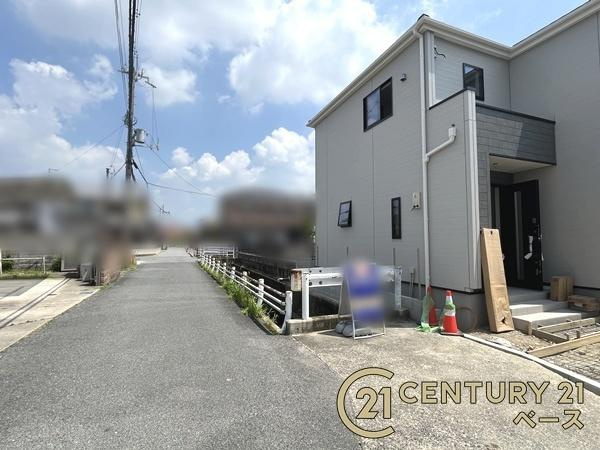リーブルガーデン小泉町 ２号棟 ／新築一戸建の前面道路含む現地写真|■現地撮影写真■落ち着いた雰囲気の閑静な住宅地内です！