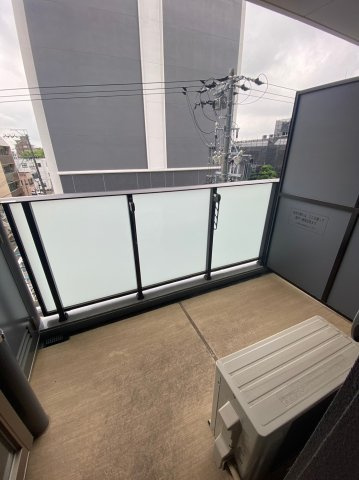 エステムコート名古屋サウスプレミオ　名古屋市賃貸　仲介手数料無料のバルコニー