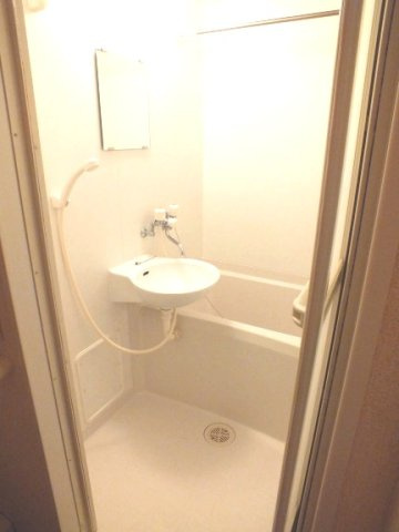 レオパレスＳＯＮＮＯＵの浴室|バス・トイレ別