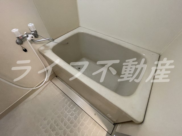 エトワールハイム川本の浴室|きれいなお風呂です