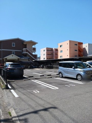 【駐車場】 | プリムローズ小坂