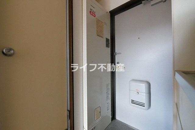 インターナショナル玉造の玄関|シンプルで使いやすい玄関です