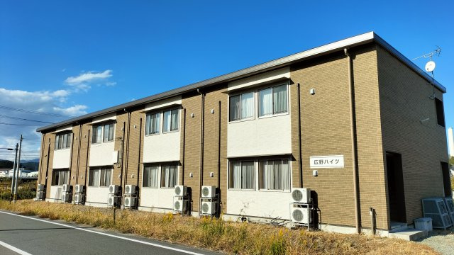 広野ハイツ の外観|おしゃれな外観です