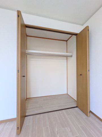 ラ・セジュール Ａ棟の収納