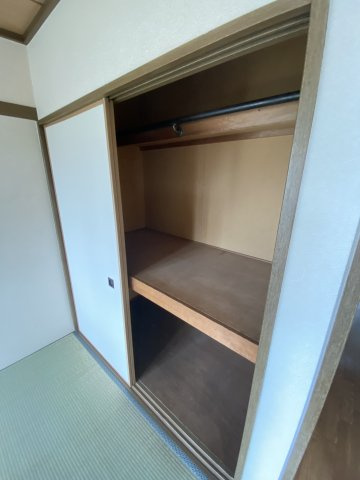 ファミーユエミナンスの収納|別部屋写真参考