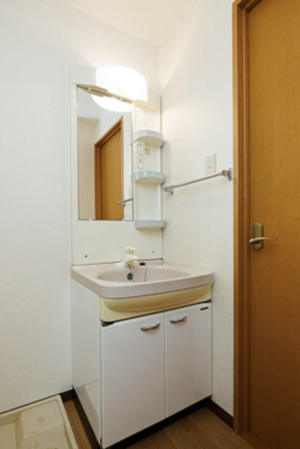 クレインハイムの洗面所|※写真は同タイプ住戸です。