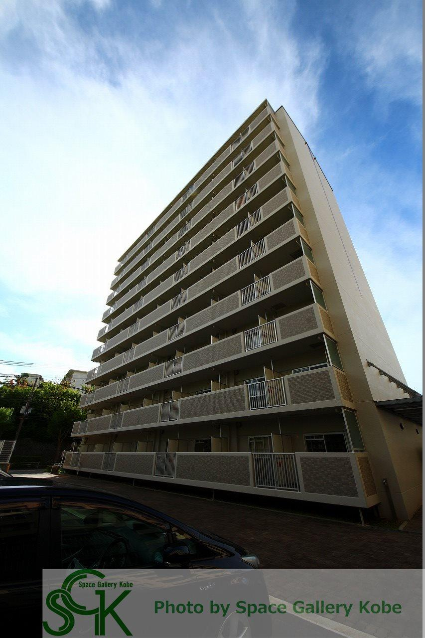 西鈴蘭台シティコートの外観
