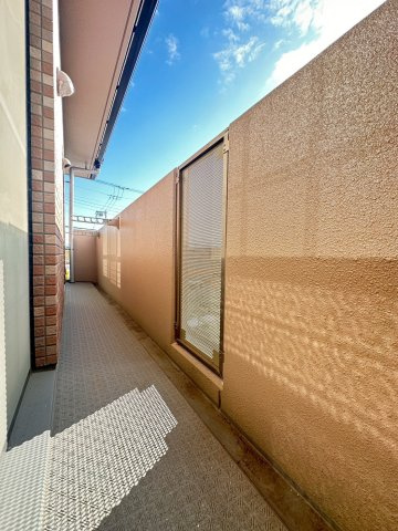 ジュネスト１番館のバルコニー