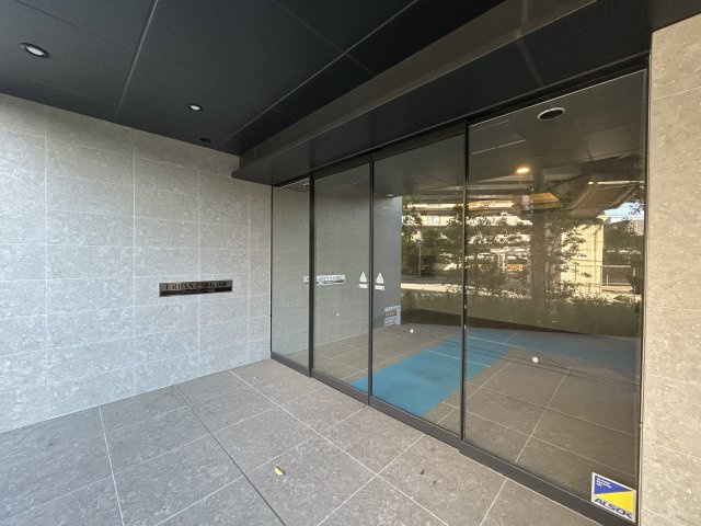 【エントランス】アーバンパーク淡路