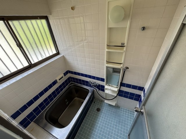 小牧市東２丁目　中古戸建の浴室|お風呂です。