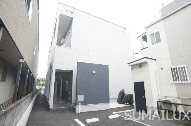 熊本市西区出町のアパートの外観