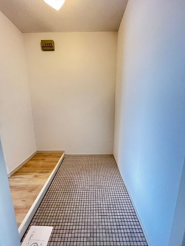 アイビースクエア南塚口の玄関|シンプルで使いやすい玄関です