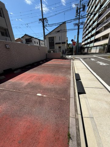 aLATO白壁東の駐車場
