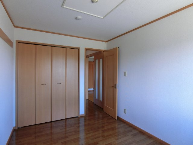 ウエストサンＡの洋室