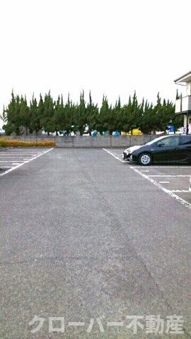 オーブリーアサノ　Ａの駐車場