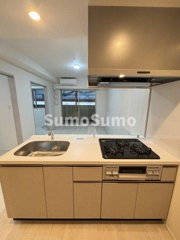 スプランディッド玉造DUEのキッチン