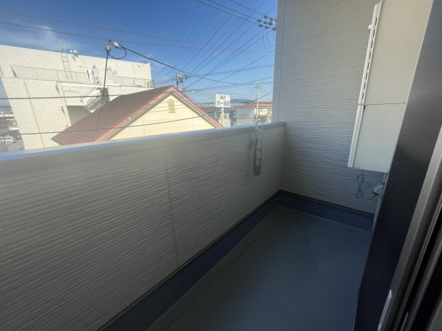 ミモザイズム上野口町のバルコニー