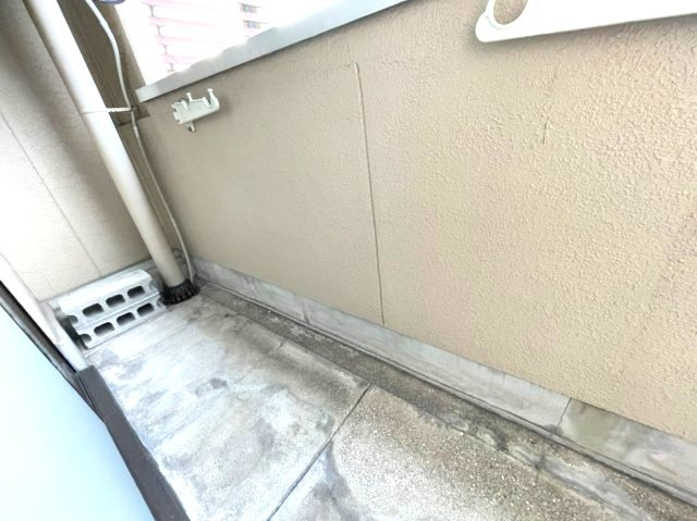 新橋ハイツのバルコニー