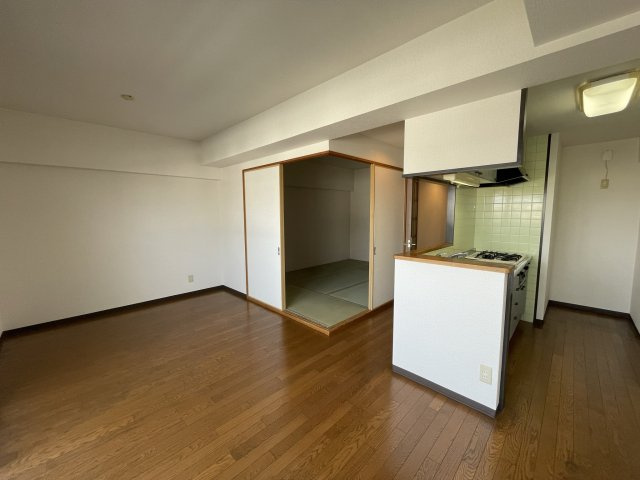 グレイシィーK・Y　の居間・リビング|イメージとして同マンション他部屋を表示しています