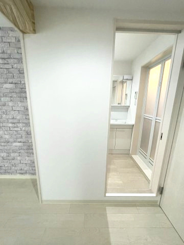 フォレストクリエオーレ上島町壱番館の内装|イメージとして同マンション他部屋を表示しています