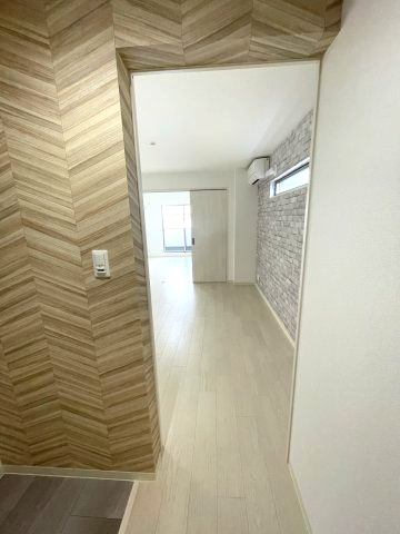フォレストクリエオーレ上島町壱番館の内装|イメージとして同マンション他部屋を表示しています