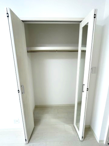 フォレストクリエオーレ上島町壱番館の収納|イメージとして同マンション他部屋を表示しています