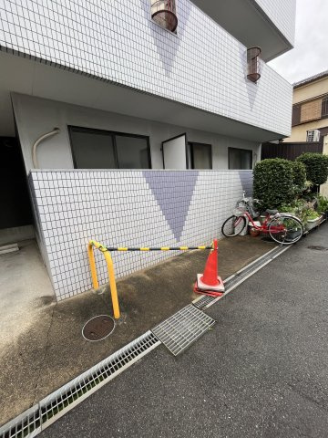 レスターテⅣの駐車場