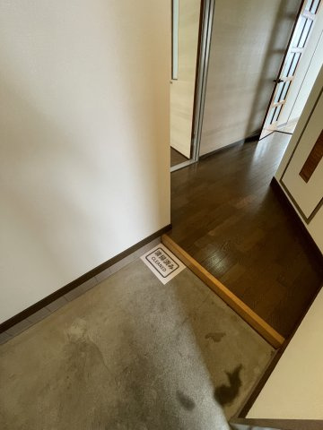レスターテⅣの玄関