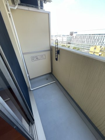 オリエントレジデンス門真のバルコニー|(参考)同マンション同間取り他部屋の写真