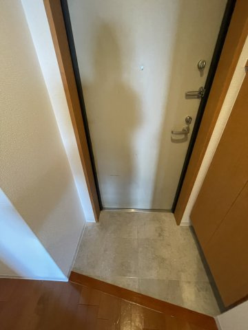 オリエントレジデンス門真の玄関|(参考)同マンション同間取り他部屋の写真