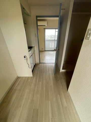アーベントロートの玄関|(参考)同マンション同間取り他部屋の写真