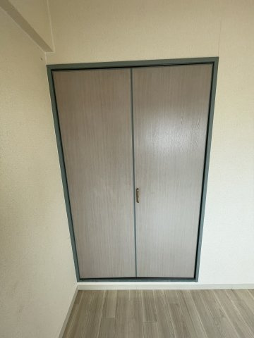 アーベントロートの収納|(参考)同マンション同間取り他部屋の写真