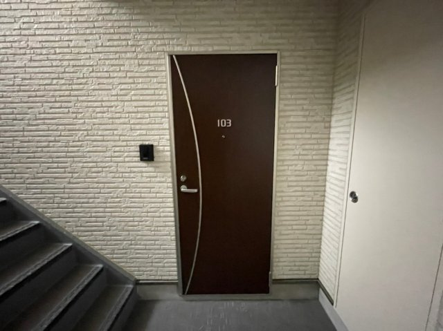 プレゾンの玄関