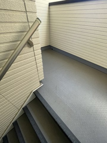 セレニティ八雲北町2丁目A棟のバルコニー