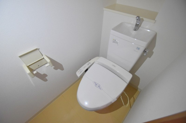 ＪＥＵＮＥＳＳＥ翠町のトイレ