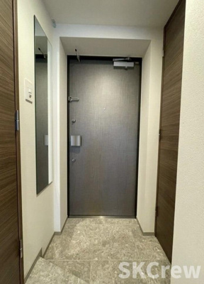 【玄関】 | MEJIRORESIDENCE