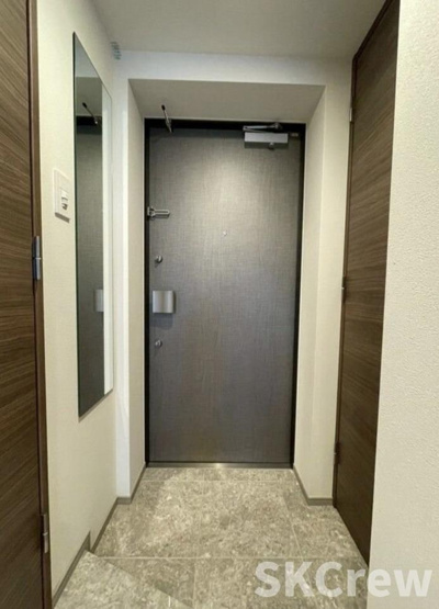 【玄関】 | MEJIRORESIDENCE