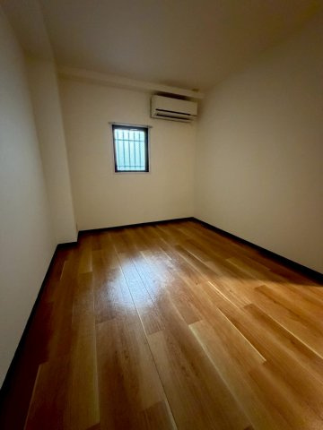 吉光アドニス芦屋の洋室