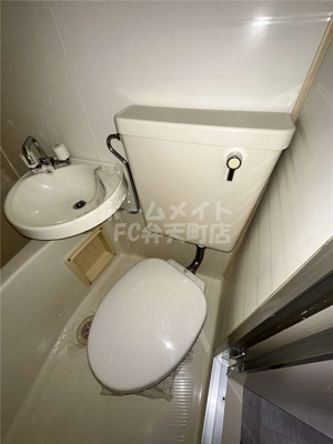 【トイレ】 | ラパンジール市岡元町 | コンパクトで使いやすいトイレです