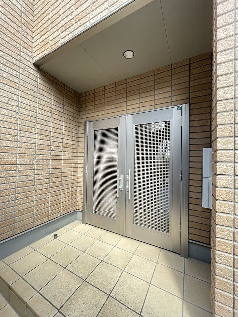 南塚口橋本セントラルのエントランス|エントランスです