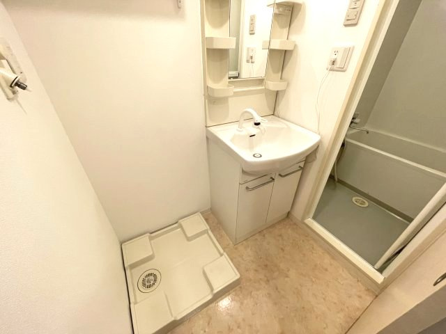 SWISS梅田東の洗面所|イメージとして同建物他部屋を表示しています