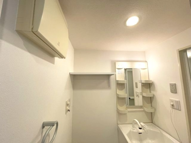 SWISS梅田東の洗面所|イメージとして同建物他部屋を表示しています