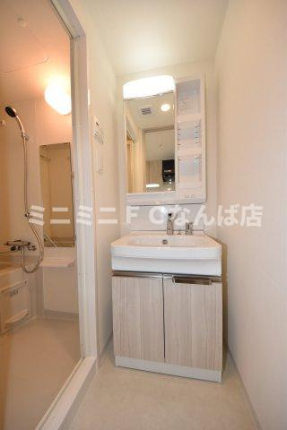 アプリーレ阿波座南の洗面所