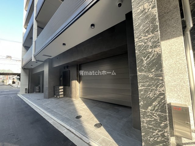 S-RESIDENCE松屋町asenceの駐車場