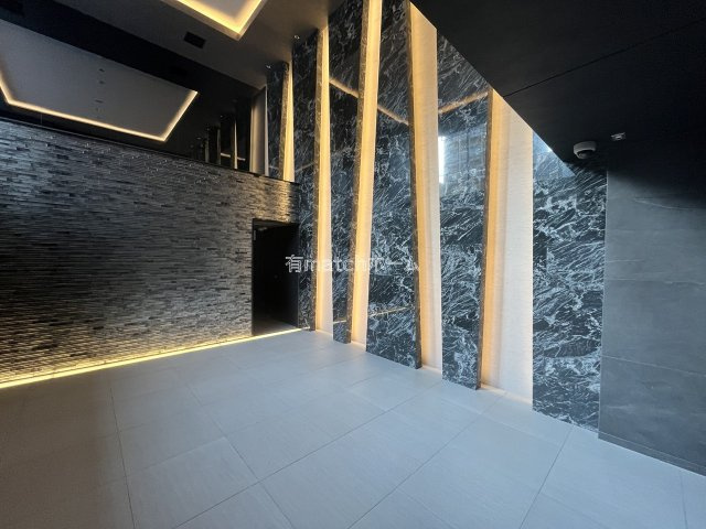 S-RESIDENCE松屋町asenceのエントランス